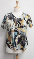 Hattie Print Short Sleeve Top by "Parsley and Sage"