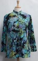 Button Front Tunic by "Su Placer" (2 prints)