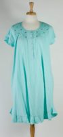 La Cera - Knit Rosebud Smocked Nightgown (2 Colors)